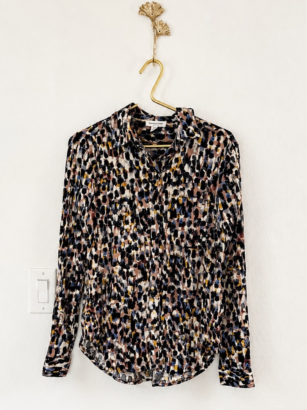 BEACHLUNCHLOUNGE Abstract Button Down Lightweight Shirt XS
